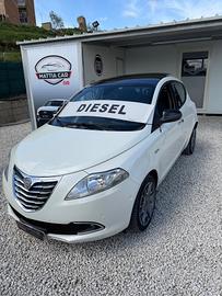 Lancia Ypsilon 1.3 MJT 16V 95 CV 5 porte S&S Plati