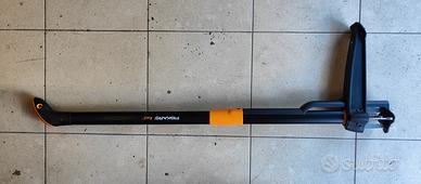 Fiskars Xact estirpatore piante infestanti