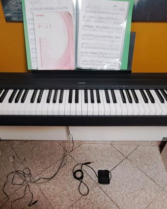 Pianoforte  Yamaha P45