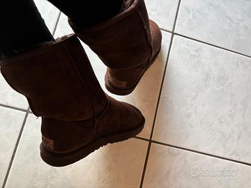 Ugg marrone