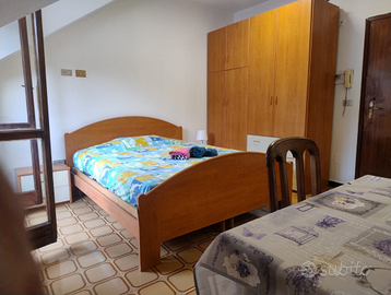 Appartamento mansardato arredato contratto transit