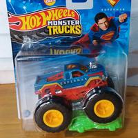 Hot Wheels Monster Trucks Superman 2025