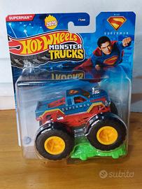 Hot Wheels Monster Trucks Superman 2025