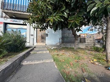 Appartamento di 4 vani di 111 mq in buon stato