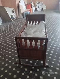 culla in legno del 1900