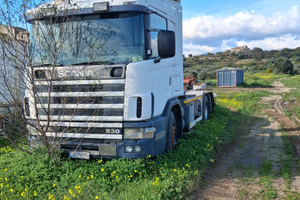 Scania 144 530 scarrabile