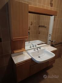Mobile bagno con specchio