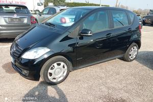Mercedes-benz A 160 CDI BlueEFF AUT Executive