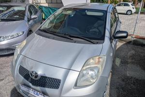 TOYOTA Yaris 1.3 5 porte Sol Bluetooth+telecamer