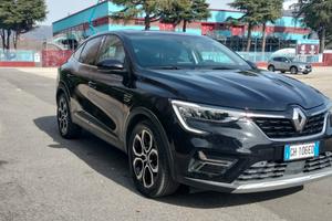 Renault Arkana full-hybrid anno 2021 cambio automa