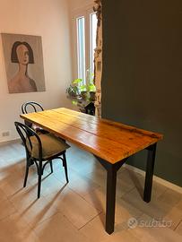 Tavolo legno massello + sedie in vimini