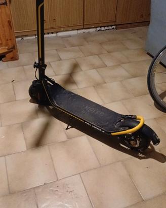 monopattino elettrico