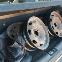 4 cerchi in ferro per peugeot 207