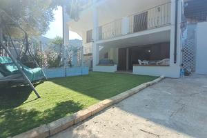 Casa vacanze con vista a pochi passi da spiaggetta