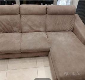 Divano con penisola chateau d'ax