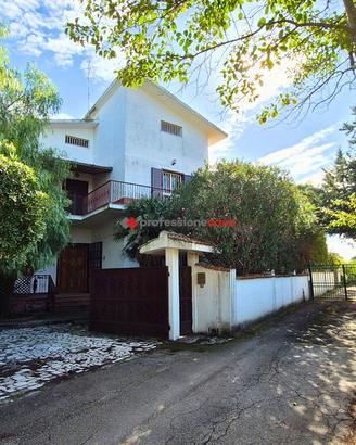 Villa o villino Foggia [Cod. rif 3283080VRG]