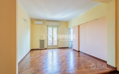 QUADRILOCALE VIA TORELLI.