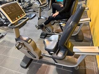 Attrezzatura technogym in stock