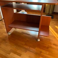 Mibile porta computer con ruote