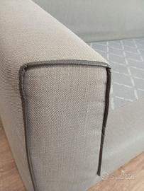 Divano grigio 3 posti Bodena