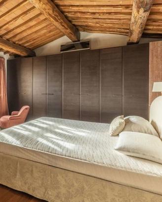 Letto matrimoniale king size di Orizzoni Italia