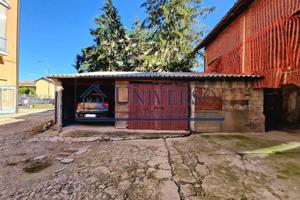 Box / Garage di 12 m² a Voghera