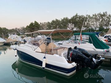 Janneau Cap Camarat 7.5 wa 2 motori Suzuki 140 cv