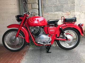 Guzzi lodola 235