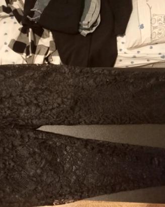 Pantaloni di pizzo nero