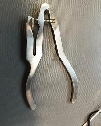 pinza foradiga di tipo Ivory