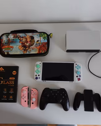 MAX BUNDLE Nintendo Switch OLED+ Accessori + Games