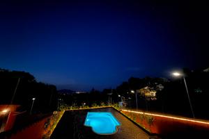 Villa di prestigio con piscina elegante