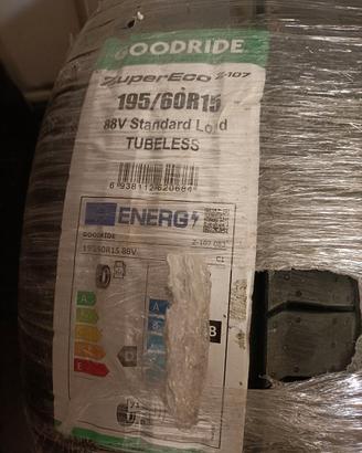 Pneumatici 195 60 R15 estivi