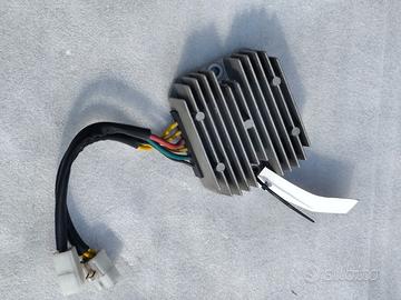 REGOLATORE DI TENSIONE ORIGINALE KYMKO AK550