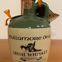 Tullamore dew irish whiskey
