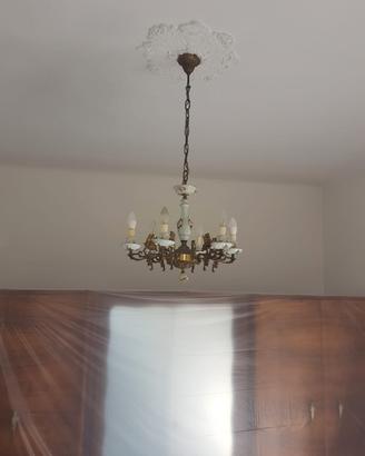 Lampadario camera da letto.