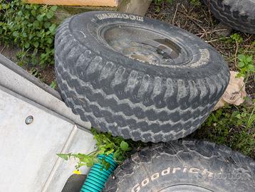 Cerchi e gomme Nissan patrol