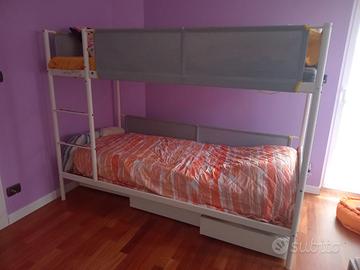 Letto a castello in metallo