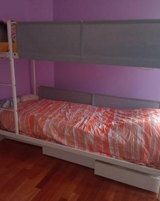 Letto a castello in metallo