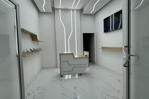 Locale arredato per professionisti