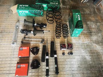 Kit completo sospensioni molle ammortizzatori KYB