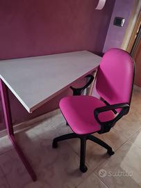 Scrivania Moretti  Compact con sedia girevole