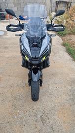 XADV 750