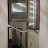 specchio sagomato in due pezzi