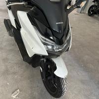 Honda Forza 125