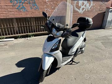 Kymco People GT300i
