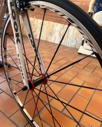 Bici da corsa look 585 carbon