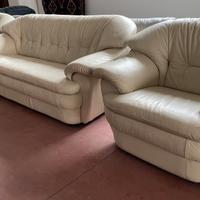 Divano 3 posti e poltrone vera pelle