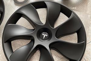 4 copri cerchi Uberturbine neri - Tesla Model Y 19