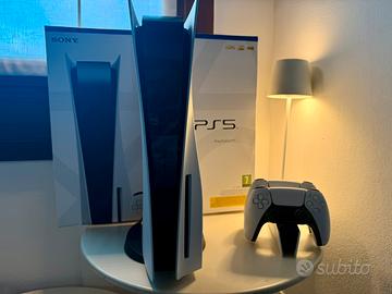 PlayStation 5 PS5 Disc + 2 Pad + Base Ricarica